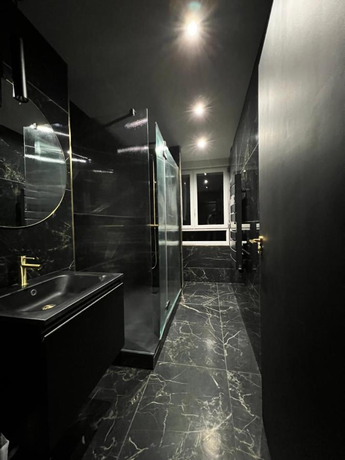 Moderne Full Black Dunkerque Centre Appartement